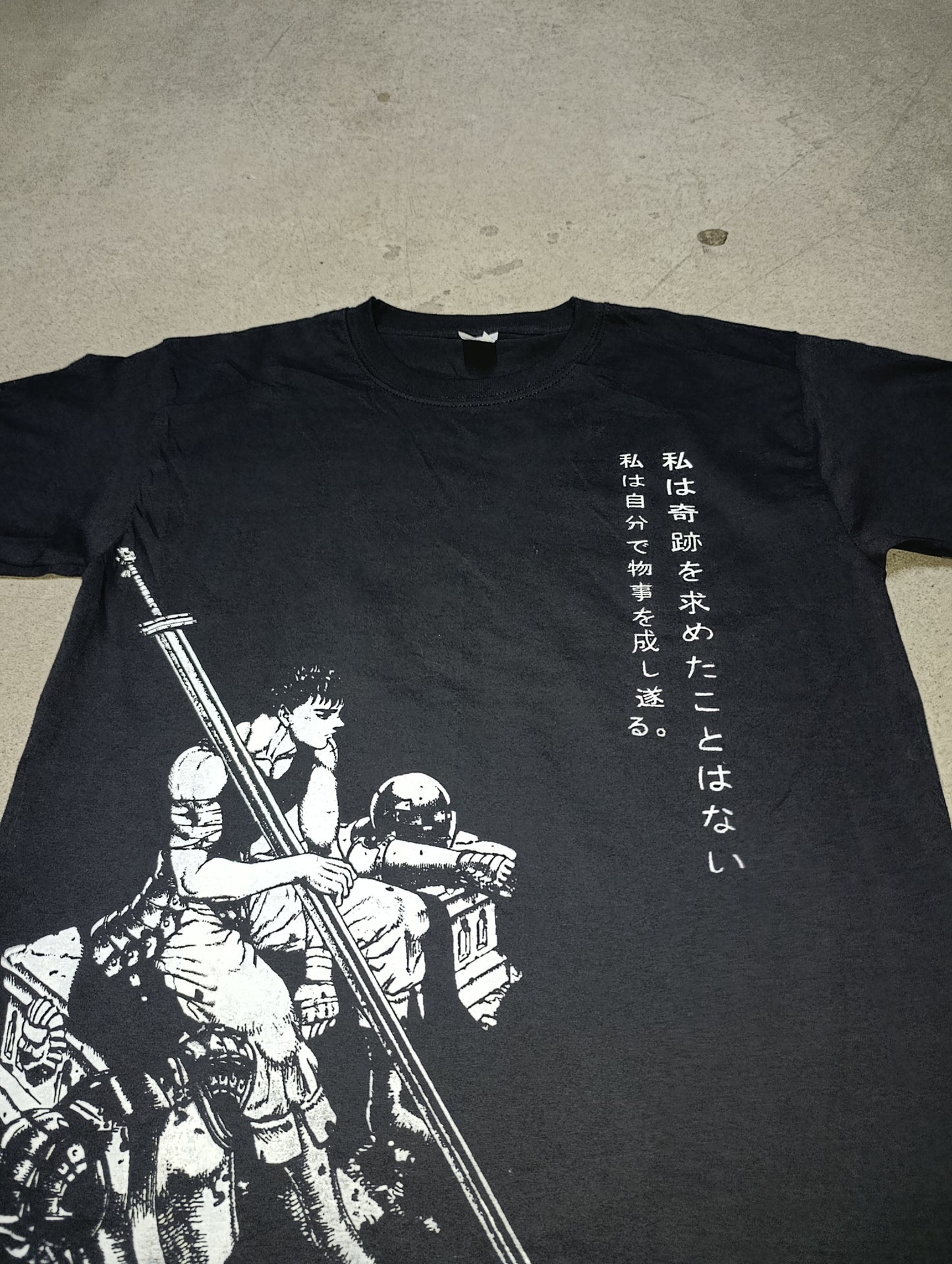 Camiseta Negra Berserk
